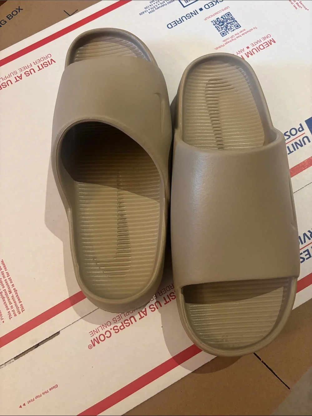 NIKE Men's Calm Slide Sandals in Taupe